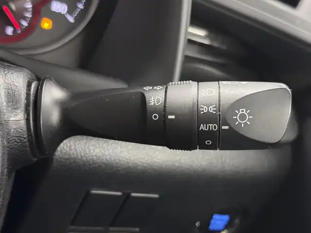 トヨタ アルファード S Cパッケージ 三重県 2020(令2)年 5.7万km ホワイトパールクリスタルシャイン ガソリン/FF/MTモード付インパネCVT/純正 9インチディスプレイオーディオ＋ナビ/（FM/AM/CD*/DVD*/USB/iPod/Bluetooth/TV/Miracast/CarPlay/AndroidAuto）/12.1インチ 後席モニター V12T-R68C/バックガイドモニター/モデリスタエアロ（F/S/R下）、スポーツマフラー/ブラックグリル（社外品?）/両側パワースライドドア/ETC/Toyota Safety Sense/・プリクラッシュセーフティ/・レーントレーシングアシスト/・クリアランスソナー/・パーキングサポートブレーキ/・アダプティブハイビームシステム/・レーダークルコン/・ロードサインアシスト/・先行車発進告知機能/・ブラインドスポットモニター＋リヤクロストラフィックアラート*/など/装備/・ツインムーンルーフ*/・デジタルインナーミラー*/・合皮シート/・パワーシート（D/N）/・エグゼクティブパワーシート（電動リクライニング＆オットマン（N/2nd））/・パワーバックドア/・シートヒーター・ベンチレーション（D/N）/・ステアリングヒーター/・オートライト/・3眼LEDヘッドランプ/・左右・後席独立オートエアコン/・純正18AW/・保/取/・スマートキーx1/など