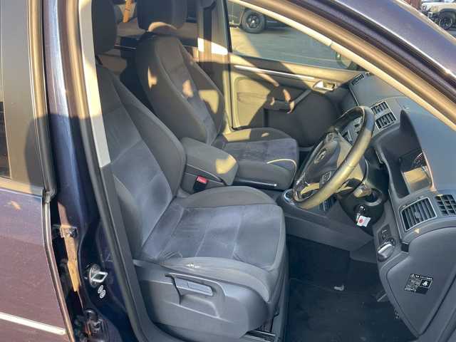 フォルクスワーゲン ゴルフ トゥーラン TSI ハイライン 宮崎県 2014(平26)年 10.5万km 紺Ｍ 純正ナビ/フルセグTV/バックカメラ/ルーフレール/コーナーセンサー/キセノンライト/スペアキー/取扱説明書