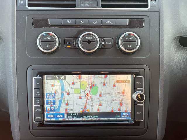 フォルクスワーゲン ゴルフ トゥーラン TSI ハイライン 宮崎県 2014(平26)年 10.5万km 紺Ｍ 純正ナビ/フルセグTV/バックカメラ/ルーフレール/コーナーセンサー/キセノンライト/スペアキー/取扱説明書