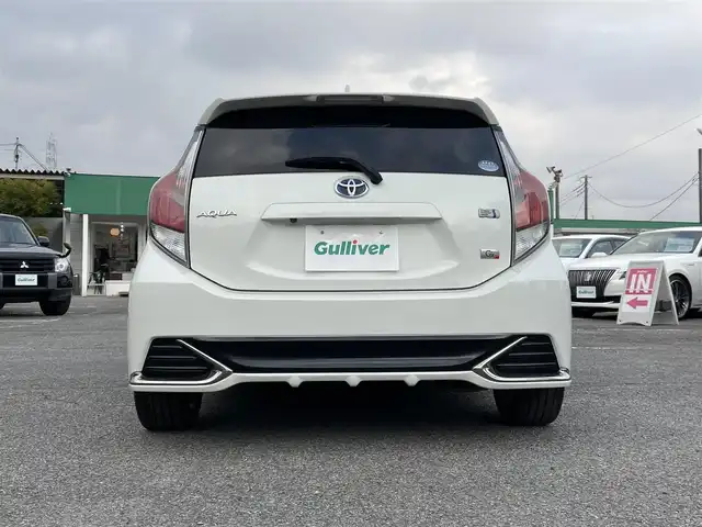 トヨタ アクア G G’s 千葉県 2016(平28)年 7.7万km ライムホワイトパールクリスタルシャイン プリクラッシュセーフティー/レーンキープアシスト/ALPINE8インチSDナビ【EX8V】/・CD/DVD/MSV/Bluetooth/フルセグ/バックカメラ/スマートキー/クルーズコントロール/専用ハーフレザーシート/専用17インチアルミホイール/純正LEDヘッドライト/フォグランプ/LEDビーム/オートマチックハイビーム/プッシュスタート/本革巻きステアリング/ドアバイザー/ETC/アイドリングストップ/新車時保証書＆取扱説明書