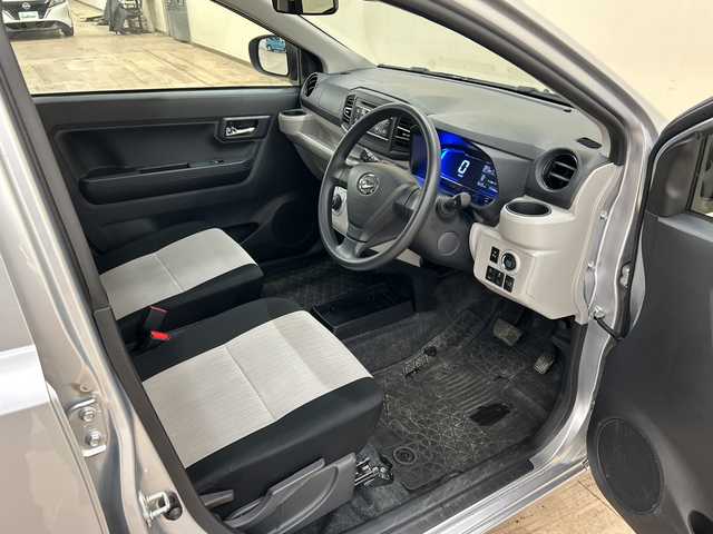 ダイハツ ミラ イース G SAⅢ 道央・札幌 2020(令2)年 0.8万km ブライトシルバーメタリック スマートキー//プッシュスタート//スマートアシスト//LEDライト//４WD//アイドリングストップ//シートヒーター