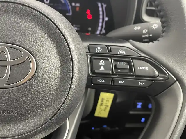 トヨタ シエンタ ハイブリッド Z 埼玉県 2025(令7)年 1.1万km ベージュ 純正１０．５型ナＤＡ　全方位　ＢＳＭ　ＥＴＣ　ドライブレコーダー　ＬＥＤヘッドライト　ＢＳＭ　スマートキー　トヨタセーフティセンス　Ｂｌｕｅｔｏｏｔｈ　ＵＳＢ　フルセグＴＶ　アイドリングストップ