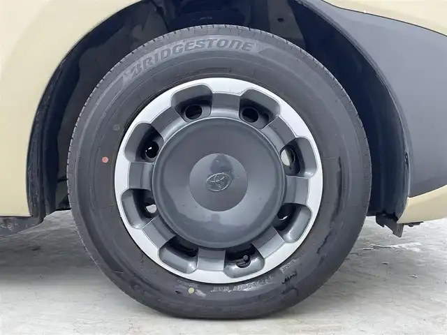 トヨタ シエンタ ハイブリッド Z 埼玉県 2025(令7)年 1.1万km ベージュ 純正１０．５型ナＤＡ　全方位　ＢＳＭ　ＥＴＣ　ドライブレコーダー　ＬＥＤヘッドライト　ＢＳＭ　スマートキー　トヨタセーフティセンス　Ｂｌｕｅｔｏｏｔｈ　ＵＳＢ　フルセグＴＶ　アイドリングストップ