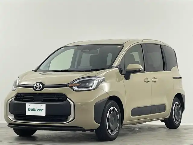 トヨタ シエンタ ハイブリッド Z 埼玉県 2025(令7)年 1.1万km ベージュ 純正１０．５型ナＤＡ　全方位　ＢＳＭ　ＥＴＣ　ドライブレコーダー　ＬＥＤヘッドライト　ＢＳＭ　スマートキー　トヨタセーフティセンス　Ｂｌｕｅｔｏｏｔｈ　ＵＳＢ　フルセグＴＶ　アイドリングストップ