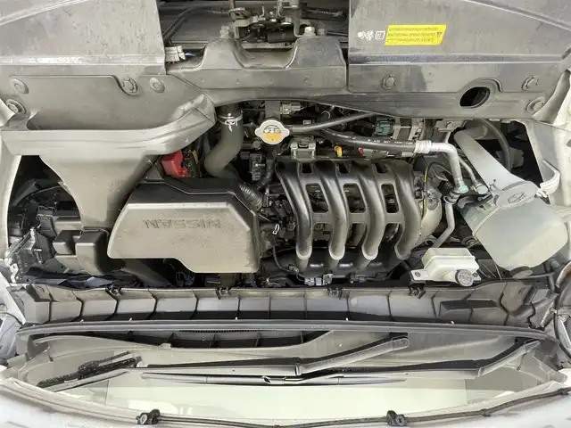 日産 セレナ ハイウェイスター V 滋賀県 2021(令3)年 3.3万km ブリリアントホワイトパール 2トーン 純正10インチナビ/【Bluetooth/CD/DVD/Blu-ray/フルセグTV】/社外フリップダウンモニター/両側パワースライドドア/全方位カメラ/プロパイロット/クリアランスソナー/レーンディパーチャーワーニング/ブラインドスポットワーニング/LEDヘッドライト/オートマチックハイビーム/前方ドライブレコーダー/デジタルインナーミラー/電動パーキングブレーキ/オートブレーキホールド/ビルトインETC/純正フロアマット/後席ロールサンシェード/プッシュスタート/スマートキー/ステアリングリモコン