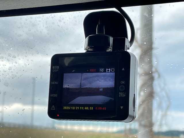 スズキ ジムニー XL 新潟県 2021(令3)年 2.7万km スペリアホワイト 4WD/社外SDナビ(MDV-D407BT)/CD/DVD/BT/ワンセグテレビ/ETC/ドライブレコーダー/衝突被害軽減ブレーキ/レーンキープアシスト/シートヒーター/スマートキー/プッシュスタート/オートライト/オートハイビーム/フォグランプ