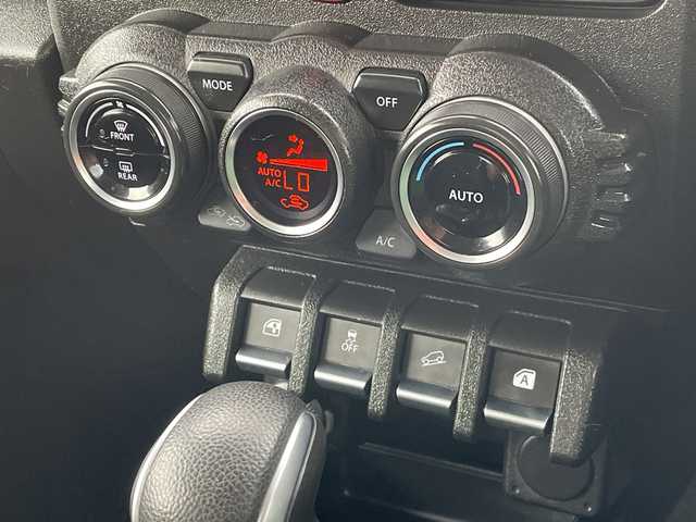 スズキ ジムニー XL 新潟県 2021(令3)年 2.7万km スペリアホワイト 4WD/社外SDナビ(MDV-D407BT)/CD/DVD/BT/ワンセグテレビ/ETC/ドライブレコーダー/衝突被害軽減ブレーキ/レーンキープアシスト/シートヒーター/スマートキー/プッシュスタート/オートライト/オートハイビーム/フォグランプ