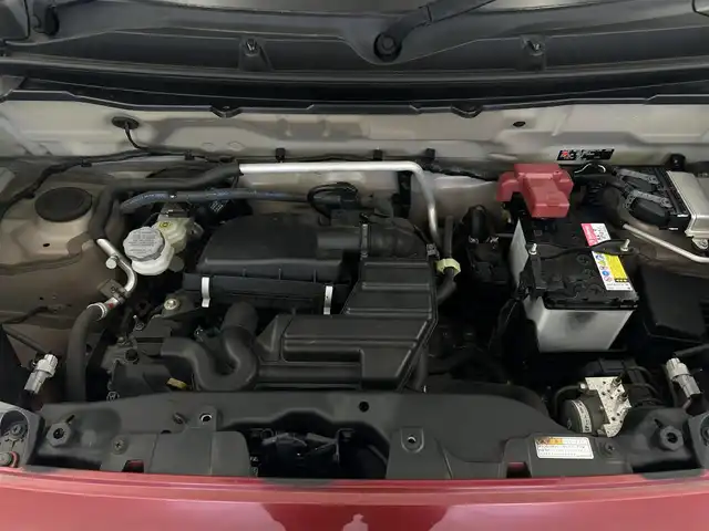 スズキ ハスラー G 千葉県 2015(平27)年 4.3万km フェニックスレッドパール/ブルーイッシュブラックパール スズキレーダーブレーキサポート/純正スマートフォン連携ナビ/・Bluetooth/ワンセグTV/・バックカメラ/D席シートヒーター/純正フロアマット/純正ドアバイザー/ハロゲンヘッドライト/・ヘッドライトイベライザー/アイドリングストップ/プッシュスタート/・スマートキー