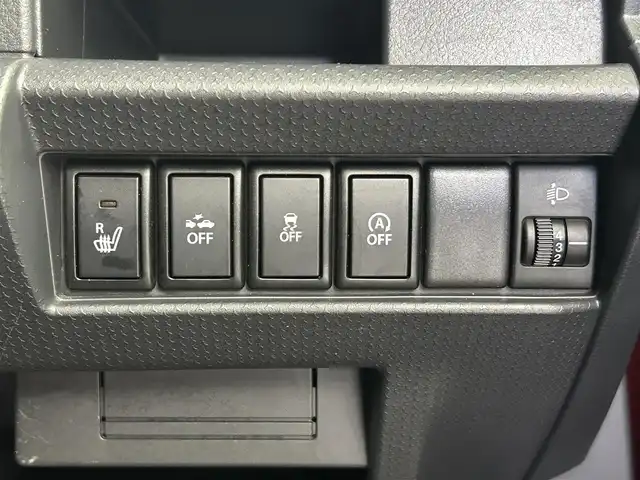 スズキ ハスラー G 千葉県 2015(平27)年 4.3万km フェニックスレッドパール/ブルーイッシュブラックパール スズキレーダーブレーキサポート/純正スマートフォン連携ナビ/・Bluetooth/ワンセグTV/・バックカメラ/D席シートヒーター/純正フロアマット/純正ドアバイザー/ハロゲンヘッドライト/・ヘッドライトイベライザー/アイドリングストップ/プッシュスタート/・スマートキー