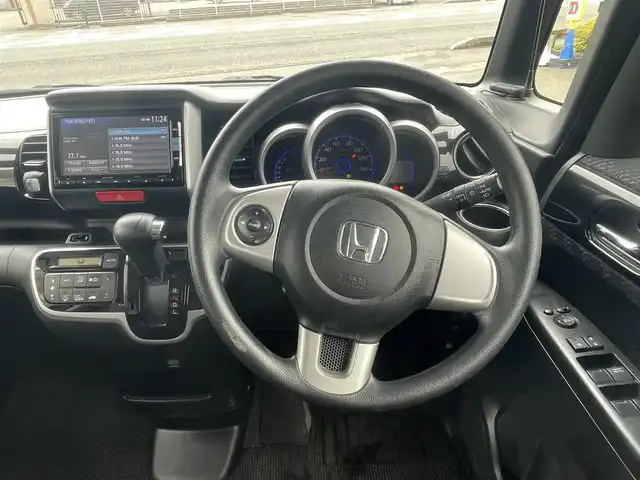 ホンダ Ｎ ＢＯＸ カスタム G Aパッケージ 秋田県 2014(平26)年 7.3万km ポリッシュドメタルメタリック (株)IDOMが運営する【じしゃロン 秋田店】の自社ローン専用車両になります。こちらは現金またはオートローンご利用時の価格です。自社ローンご希望の方は別途その旨お申付け下さい/メモリナビ/フルセグテレビ/バックカメラ/ウィンカーミラー/ドアバイザー/プッシュスタート/両側パワースライドドア/スマートキー