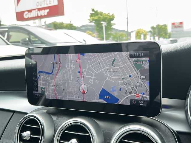 メルセデス・ベンツ Ｃ２２０ｄ アバンギャルド　AMGライン 大阪府 2018(平30)年 7万km ダイヤモンドホワイト エアサス/パーキングアシスト/レザーシート/前席パワーシート/前席シートヒーター/前席メモリーシート/純正ナビ/フルセグTV/Bluetooth/バックカメラ/レーダークルーズコントロール/トランクオープナーボタン/純正ドライブレコーダー/パドルシフト/BSM/3点エアバッグ/ETC2.0/スマートキー