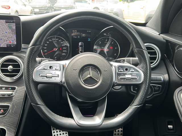 メルセデス・ベンツ Ｃ２２０ｄ アバンギャルド　AMGライン 大阪府 2018(平30)年 7万km ダイヤモンドホワイト エアサス/パーキングアシスト/レザーシート/前席パワーシート/前席シートヒーター/前席メモリーシート/純正ナビ/フルセグTV/Bluetooth/バックカメラ/レーダークルーズコントロール/トランクオープナーボタン/純正ドライブレコーダー/パドルシフト/BSM/3点エアバッグ/ETC2.0/スマートキー