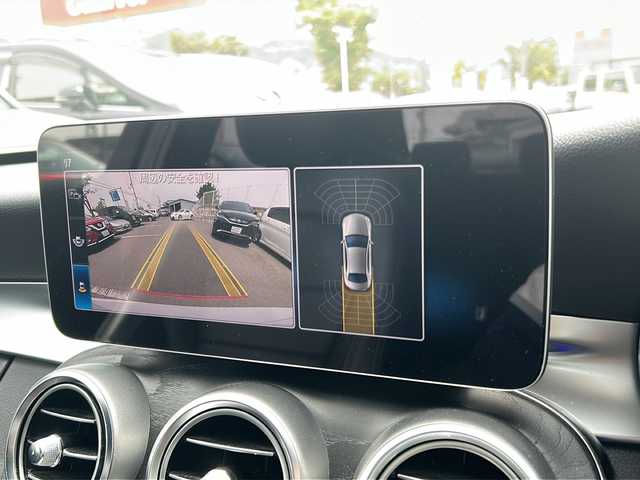 メルセデス・ベンツ Ｃ２２０ｄ アバンギャルド　AMGライン 大阪府 2018(平30)年 7万km ダイヤモンドホワイト エアサス/パーキングアシスト/レザーシート/前席パワーシート/前席シートヒーター/前席メモリーシート/純正ナビ/フルセグTV/Bluetooth/バックカメラ/レーダークルーズコントロール/トランクオープナーボタン/純正ドライブレコーダー/パドルシフト/BSM/3点エアバッグ/ETC2.0/スマートキー