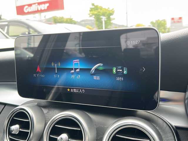 メルセデス・ベンツ Ｃ２２０ｄ アバンギャルド　AMGライン 大阪府 2018(平30)年 7万km ダイヤモンドホワイト エアサス/パーキングアシスト/レザーシート/前席パワーシート/前席シートヒーター/前席メモリーシート/純正ナビ/フルセグTV/Bluetooth/バックカメラ/レーダークルーズコントロール/トランクオープナーボタン/純正ドライブレコーダー/パドルシフト/BSM/3点エアバッグ/ETC2.0/スマートキー