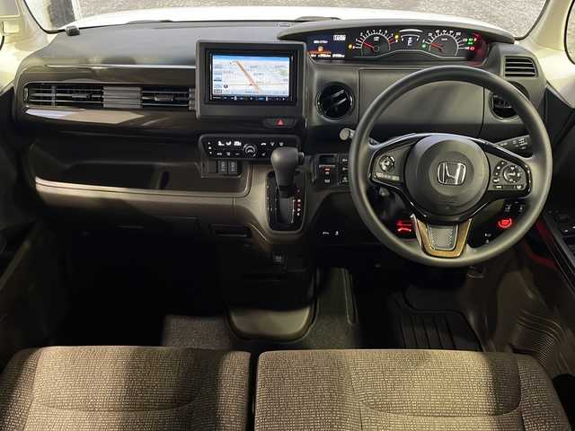 ホンダ Ｎ ＢＯＸ L コーディネートスタイル 愛媛県 2022(令4)年 1.6万km パールⅡ ワンオーナー/社外ナビ/（CD/DVD/BT/フルセグTV）/両側パワースライドドア/バックカメラ/ETC/レーダークルーズコントロール/ホンダセンシング/シートヒーター/電動パーキングブレーキ/オートホールド/オートライト/ドライブレコーダー/リアサンシェード/純正フロアマット