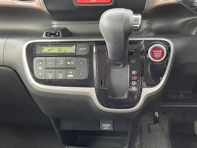 ホンダ Ｎ ＢＯＸ 2トーン G ターボ Lパッケージ 山梨県 2014(平26)年 9万km チェリーシェルピンクメタリック 社外メモリナビ(NR-MZ40)/CD/DVD/フルセグTV/ETC/両側電動スライドドア/クルーズコントロール/パドルシフト/サイドバイザー/スマートキー/スペアキー1本/保証書