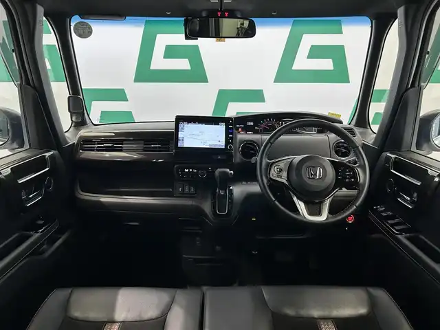 ホンダ Ｎ ＢＯＸ カスタム G L ターボ ホンダセンシング 鹿児島県 2020(令2)年 3.3万km プラチナホワイトパール 純正8インチSDナビ【VXU-207NBi】/ホンダセンシング/バックカメラ/革巻きステアリング/ステアリングリモコン/前席シートヒーター/両側パワースライドドア/LEDヘッドライト/ビルトインETC/純正前方ドライブレコーダー【DRH-189N】/純正フロアマット/純正ドアバイザー/純正15インチアルミホイール/禁煙車