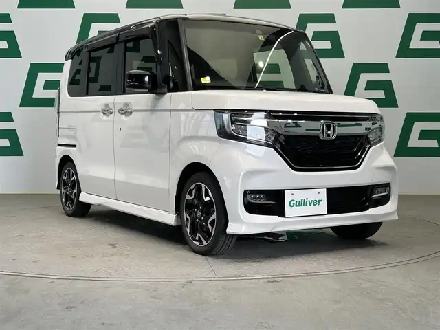 ホンダ Ｎ ＢＯＸ カスタム G L ターボ ホンダセンシング 鹿児島県 2020(令2)年 3.3万km プラチナホワイトパール 純正8インチSDナビ【VXU-207NBi】/ホンダセンシング/バックカメラ/革巻きステアリング/ステアリングリモコン/前席シートヒーター/両側パワースライドドア/LEDヘッドライト/ビルトインETC/純正前方ドライブレコーダー【DRH-189N】/純正フロアマット/純正ドアバイザー/純正15インチアルミホイール/禁煙車