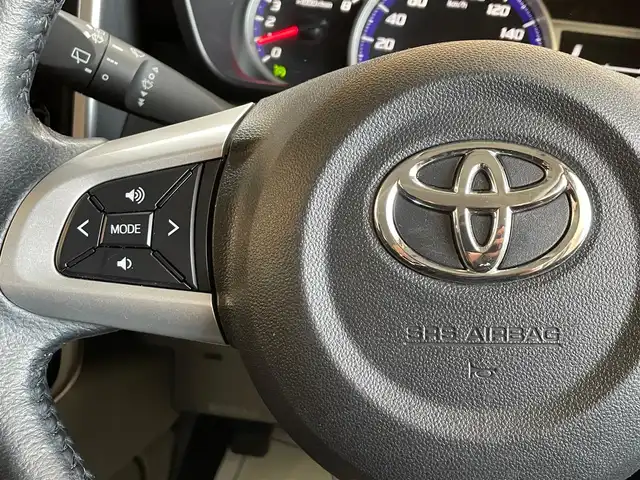 トヨタ タンク カスタムG S 岩手県 2017(平29)年 8.1万km パールホワイトⅢ ４WD/ワンオーナー/モデリスタアルミホイール/全方位カメラ/寒冷地仕様/シートヒーター/両側パワースライドドア/スマートアシスト/衝突被害軽減ブレーキ/誤発進抑制機能/クルーズコントロール/レーンアシスト/横滑り防止装置/アイドリングストップ/ドライブレコーダー/ETC/ステアリングスイッチ/ロールサンシェード/シートバックテーブル/スペアキー