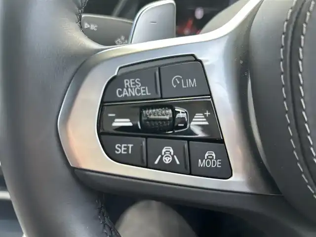 ＢＭＷ ＢＭＷ Ｘ５ xDrive 40d Mスポーツ 宮城県 2023(令5)年 1.1万km ミネラルホワイト ワンオーナー/純正メーカーナビ（FM:AM:TV:BT：USBポート）//バーチャルコックピット//ドラレコ前後//スマートキー//サンルーフ//オートクルーズコントロール//ＨＤＣ//360°ビュー//3Dビュー//ETC//純正オーディオｈａｒｍａｎ　ｋａｒｄｏｎ//純正メモリナビ（ＦＭ，ＡＭ，ＢＴ）//フルセグテレビ//アダプティブエアサス//アイドリングストップ//プッシュスタート//全席ヒートシート　パワーシート//D/Nエアーシート//インテリジェントセーフティ//温度調整機能付きドリンクホルダー//USBポート//横滑り防止機能//D/Nマッサージシート//パーキングアシスト//スマホ充電トレイ