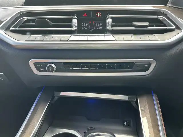 ＢＭＷ ＢＭＷ Ｘ５ xDrive 40d Mスポーツ 宮城県 2023(令5)年 1.1万km ミネラルホワイト ワンオーナー/純正メーカーナビ（FM:AM:TV:BT：USBポート）//バーチャルコックピット//ドラレコ前後//スマートキー//サンルーフ//オートクルーズコントロール//ＨＤＣ//360°ビュー//3Dビュー//ETC//純正オーディオｈａｒｍａｎ　ｋａｒｄｏｎ//純正メモリナビ（ＦＭ，ＡＭ，ＢＴ）//フルセグテレビ//アダプティブエアサス//アイドリングストップ//プッシュスタート//全席ヒートシート　パワーシート//D/Nエアーシート//インテリジェントセーフティ//温度調整機能付きドリンクホルダー//USBポート//横滑り防止機能//D/Nマッサージシート//パーキングアシスト//スマホ充電トレイ