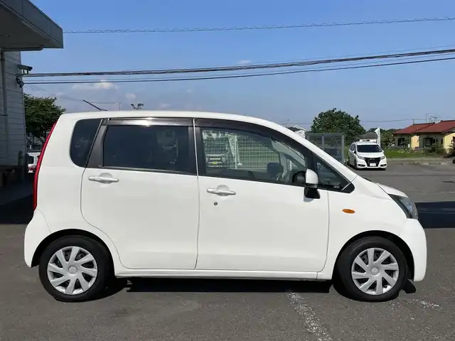 ダイハツ ムーヴ L SA 群馬県 2013(平25)年 6.3万km ホワイト 純正SDナビ（Bluetooth、CD、DVD、ワンセグTV）/ABS/横滑り防止装置/Wエアバッグ/衝突被害軽減システム/取扱説明書/社外アルミスタッドレスタイヤ積み込み/社外アルミサマータイヤ積み込み