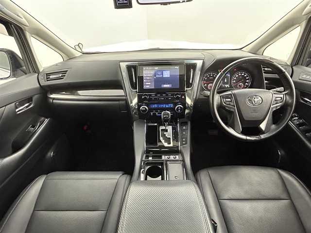 トヨタ アルファード S Cパッケージ 熊本県 2021(令3)年 4万km ホワイトパールクリスタルシャイン 純正ナビ/バックカメラ/ビルトインETC2.0/サンルーフ/モデリスタエアロ/純正フリップダウンモニター/両側パワースライドドア/トヨタセーフティセンス/・プリクラッシュセーフティ/・レーントレーシングアシスト/・パーキングサポートブレーキ/・ロードサインアシスト/・レーダークルーズコントロール/・オートマチックハイビーム/・リアクロストラフィックアラート/・ブラインドスポットモニター/デジタルインナーミラー/レザーシート/シートヒーター・シートベンチレーション/前後ドライブレコーダー