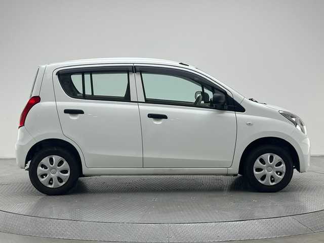 スズキ アルト F 兵庫県 2014(平26)年 2.4万km スペリアホワイト 社外メモリナビ(SD/Bluetooth)/スペアキー/社外フロアマット/純正ドアバイザー/ヘッドライトレベライザー/キーレスキー/パワーステアリング/パワーウィンドウ/保証書/取扱説明書