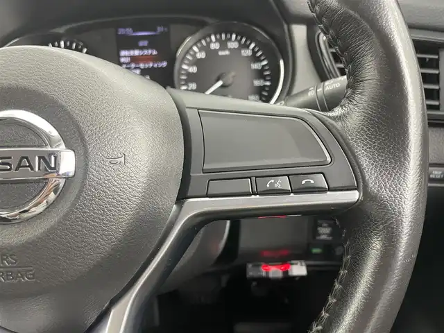 日産 エクストレイル 20X エクストリーマーX 岡山県 2018(平30)年 5.7万km バーニングレッド 純正9インチナビ/・FM/AM/Bluetooth/フルセグ/CD/DVD/アラウンドビューモニター/インテリジェントルームミラー/インテリジェントエマージェンシーブレーキ/車線逸脱警報/防止支援システム/フロント＆バックソナー/パワーバックドア/防水シート/・シートヒーター/前後ドライブレコーダー/ETC/LEDヘッドライト/ドアバイザー/グロスブラック18インチアルミホイール/純正フロアマット