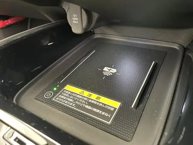 ホンダ ヴェゼル ハイブリッド e:HEV Z 愛知県 2025(令7)年 0.1千km プラチナホワイトパール 登録済未使用車　純正９型DA　BSM　追従クルコン　黒ハーフレザー　フルセグ　ETC２．０　ホンダセンシング　バックカメラ　パドルシフト　シートヒーター　ステアリングヒーター　ワイヤレス充電　禁煙車　コーナーセンサー　USB　LEDライト　フォグ　プッシュスタート　スマートキー