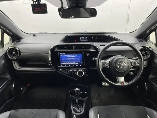 トヨタ アクア G GRスポーツ 17インチPKG 茨城県 2019(令1)年 3.7万km ホワイトパールクリスタルシャイン 純正9型ナビ/バックカメラ/フルセグ/衝突被害軽減ブレーキ/車線逸脱抑制装置/クルーズコントロール/オートマチックハイビーム/社外マフラー/ETC2.0/ドラレコ/シートヒーター/純正17インチAW/LEDヘッドライト/スマートキー