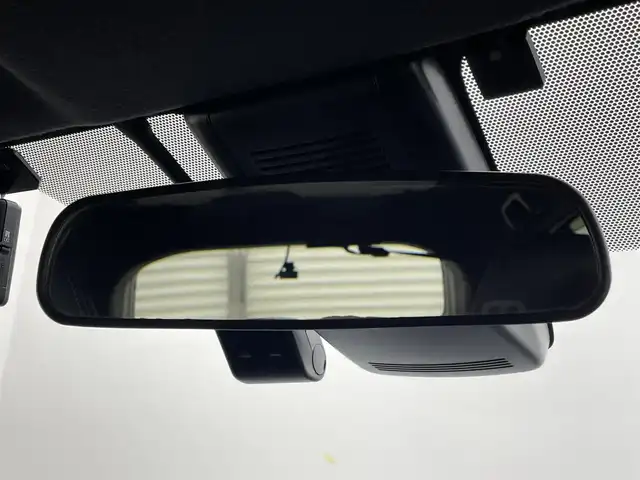 トヨタ アクア G GRスポーツ 17インチPKG 茨城県 2019(令1)年 3.7万km ホワイトパールクリスタルシャイン 純正9型ナビ/バックカメラ/フルセグ/衝突被害軽減ブレーキ/車線逸脱抑制装置/クルーズコントロール/オートマチックハイビーム/社外マフラー/ETC2.0/ドラレコ/シートヒーター/純正17インチAW/LEDヘッドライト/スマートキー