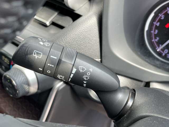 トヨタ ＲＡＶ４ G 愛知県 2020(令2)年 5.7万km ホワイトパールクリスタルシャイン モデリスタエアロ/純正ナビ/レーダークルーズコントロール/シートヒーター/バックカメラ/電動リアゲート/パワーシート/コーナーセンサー/純正アルミホイール/ブラインドスポットモニター/ルーフレール/LEDヘッドライト/ステアリングヒーター/オートマチックハイビーム/ドライブレコーダー/ETC/衝突軽減システム/フルセグ/CD DVD/Bluetooth/ステアリングスイッチ/スマートキー/プッシュスタート