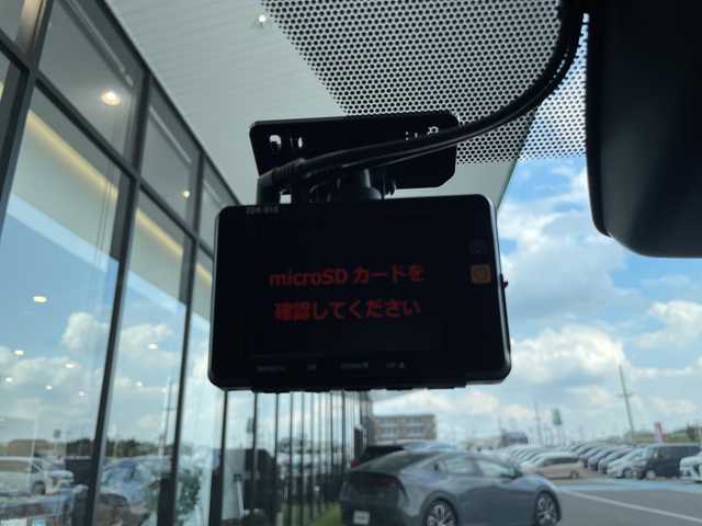 トヨタ ＲＡＶ４ G 愛知県 2020(令2)年 5.7万km ホワイトパールクリスタルシャイン モデリスタエアロ/純正ナビ/レーダークルーズコントロール/シートヒーター/バックカメラ/電動リアゲート/パワーシート/コーナーセンサー/純正アルミホイール/ブラインドスポットモニター/ルーフレール/LEDヘッドライト/ステアリングヒーター/オートマチックハイビーム/ドライブレコーダー/ETC/衝突軽減システム/フルセグ/CD DVD/Bluetooth/ステアリングスイッチ/スマートキー/プッシュスタート