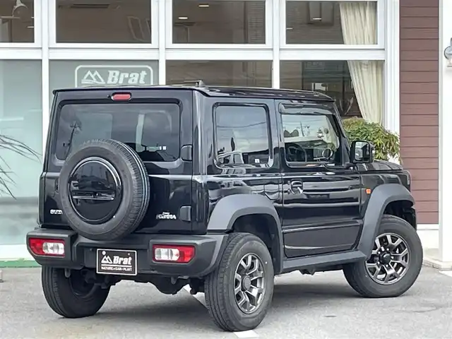 スズキ ジムニー シエラ JC 栃木県 2021(令3)年 6.2万km ブルーイッシュブラックパール3 【4WD】/Stradaナビ(フルセグTV/DVD/CD/Bluetooth)/バックカメラ/ドアバイザー/フロアマット/クルーズコントロール/LEDヘッドランプ/オートライト/オートハイビーム/フロントフォグランプ