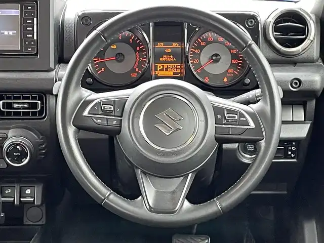 スズキ ジムニー シエラ JC 栃木県 2021(令3)年 6.2万km ブルーイッシュブラックパール3 【4WD】/Stradaナビ(フルセグTV/DVD/CD/Bluetooth)/バックカメラ/ドアバイザー/フロアマット/クルーズコントロール/LEDヘッドランプ/オートライト/オートハイビーム/フロントフォグランプ