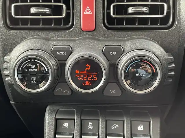 スズキ ジムニー シエラ JC 栃木県 2021(令3)年 6.2万km ブルーイッシュブラックパール3 【4WD】/Stradaナビ(フルセグTV/DVD/CD/Bluetooth)/バックカメラ/ドアバイザー/フロアマット/クルーズコントロール/LEDヘッドランプ/オートライト/オートハイビーム/フロントフォグランプ