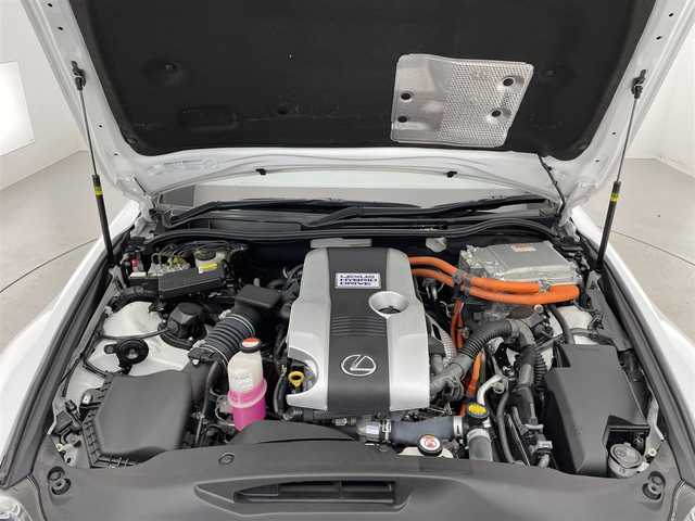 レクサス ＩＳ 300h Fスポーツ 滋賀県 2015(平27)年 4.4万km ホワイトノーヴァガラスフレーク 純正ナビ/【Bluetooth/CD/DVD/フルセグTV】/バックカメラ/ETC/前後ドラレコ/赤レザーシート/パワーシート/シートヒーター/ベンチレーション/衝突軽減システム/クルーズコントロール/LEDヘッドライト/クリアランスソナー