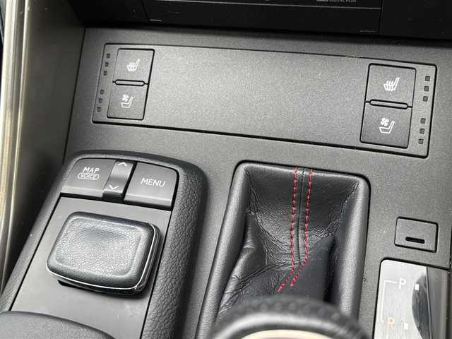 レクサス ＩＳ 300h Fスポーツ 滋賀県 2015(平27)年 4.4万km ホワイトノーヴァガラスフレーク 純正ナビ/【Bluetooth/CD/DVD/フルセグTV】/バックカメラ/ETC/前後ドラレコ/赤レザーシート/パワーシート/シートヒーター/ベンチレーション/衝突軽減システム/クルーズコントロール/LEDヘッドライト/クリアランスソナー