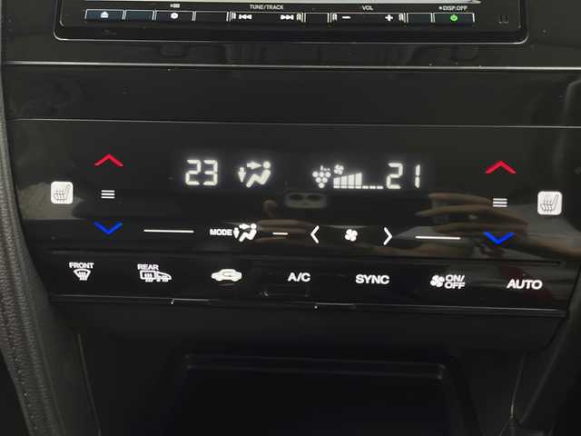 ホンダ シャトル ハイブリッド Z ホンダセンシング 岐阜県 2020(令2)年 6.9万km ミッドナイトブルービームM 純正7インチSDナビ/フルセグ/BT/DVD/USB/SD/バックカメラ/ビルトインETC/純正ドライブレコーダー/ホンダセンシング/・アダプティブクルーズコントロール/・レーンキープアシスト/・オートハイビーム/・衝突軽減ブレーキ/寒冷地仕様/純正16インチAW/革巻きステアリング/ハーフレザーシート/前席シートヒーター/純正フロアマット/サイドバイザー/ルーフレール/スペアキー