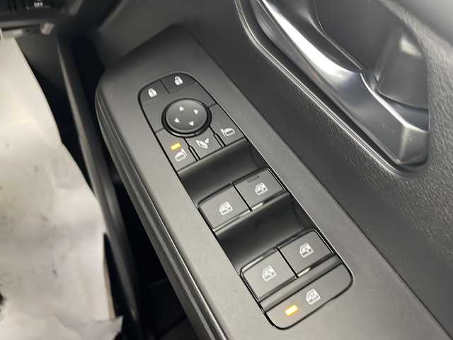 日産 セレナ e－パワー ハイウェイスター V 熊本県 2025(令7)年 0.1千km プリズムホワイト 登録済未使用車/12.3インチ日産コネクトナビ/・フルセグTV/BT/USB/FM/AM/・アラウンドビューモニター/エマージェンシーブレーキ/車線逸脱警報/ブラインドスポットモニター/先行車発進知らせ/標識認識検知/オートハイビームアシスト/プロパイロット/インテリジェントルームミラー/両側パワースライドドア/ハンズフリースライドドア/ビルトインETC2.0/オートライト/LEDヘッドライト/フォグランプ/スマートキー/スペアキー