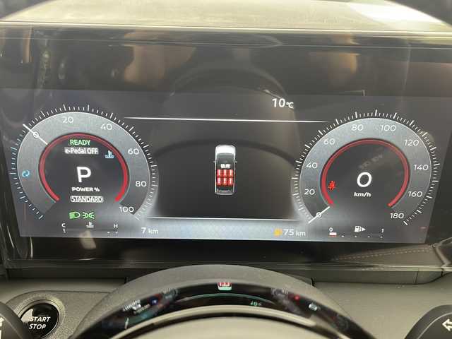 日産 セレナ e－パワー ハイウェイスター V 熊本県 2025(令7)年 0.1千km プリズムホワイト 登録済未使用車/12.3インチ日産コネクトナビ/・フルセグTV/BT/USB/FM/AM/・アラウンドビューモニター/エマージェンシーブレーキ/車線逸脱警報/ブラインドスポットモニター/先行車発進知らせ/標識認識検知/オートハイビームアシスト/プロパイロット/インテリジェントルームミラー/両側パワースライドドア/ハンズフリースライドドア/ビルトインETC2.0/オートライト/LEDヘッドライト/フォグランプ/スマートキー/スペアキー