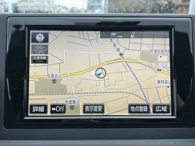 レクサス ＣＴ 岐阜県 2014(平26)年 6.7万km ブラック/ホワイトノーヴァガラスフレーク 登録時走行距離66713km/純正メモリーナビ/バックカメラ/ワンセグＴＶ/サンルーフ/シートヒーター/パワーシート/純正フロアマット/純正アルミホイール/ドライブレコーダー/ＵＳＢ/ＥＴＣ/AUX/Ｂｌｕｅ　ｔｏｏｔｈ/オートライト/LEDヘッドライト/プッシュスタート/スマートキー/スペアキー/ABS/横滑り防止装置/エアバッグ/カーテンエアバッグ