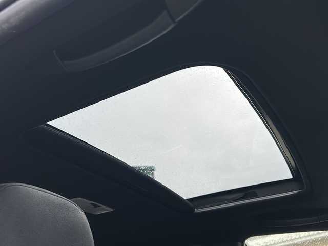 レクサス ＣＴ 200h Fスポーツ 岐阜県 2014(平26)年 6.7万km ブラック/ホワイトノーヴァガラスフレーク 登録時走行距離66713km/純正メモリーナビ/バックカメラ/ワンセグＴＶ/サンルーフ/シートヒーター/パワーシート/純正フロアマット/純正アルミホイール/ドライブレコーダー/ＵＳＢ/ＥＴＣ/AUX/Ｂｌｕｅ　ｔｏｏｔｈ/オートライト/LEDヘッドライト/プッシュスタート/スマートキー/スペアキー/ABS/横滑り防止装置/エアバッグ/カーテンエアバッグ