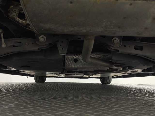 トヨタ プリウス A プレミアム 沖縄県 2018(平30)年 8万km アティチュードブラックマイカ 禁煙車/純正９インチナビ/ＣＤ／ＤＶＤ／フルセグＴＶ／Bluetooth/トヨタセーフティーセンス　/バックモニター/ヘッドアップディスプレイ/ブラインドスポットモニター/ビルトインＥＴＣ/レーダークルーズコントロール/ステアリングスイッチ/シートヒーター/エアーシート/プリクラクションセーフティー/レーンディパーチャー