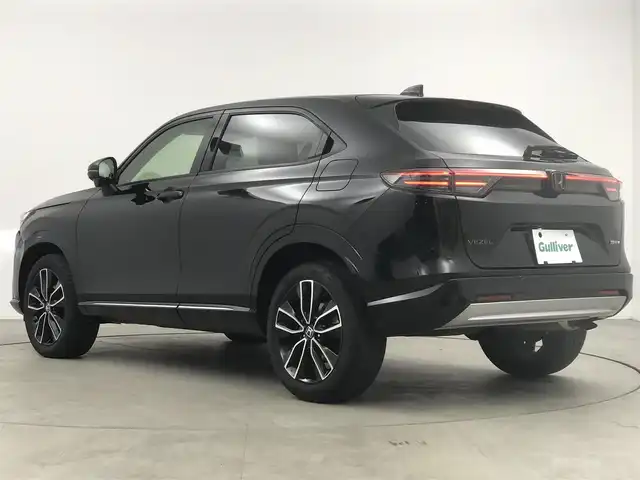 ホンダ ヴェゼル ハイブリッド e:HEV Z 愛知県 2024(令6)年 1.8万km クリスタルブラックパール ワンオーナー/ホンダセンシング/純正9 インチナビ/（Bluetooth/フルセグTV/USB入力/AM/FM）/バックカメラ/置くだけ充電/BSM/ETC2.0/ドライブレコーダー/ハーフレザー/シートヒーター/ステアリングヒーター/電動リアゲード/パドルシフト/純正18インチAW/社外フロアマット/プッシュスタート/スマートキー/LEDライト/