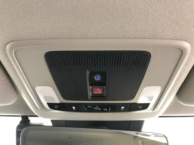 ホンダ ヴェゼル ハイブリッド e:HEV Z 愛知県 2024(令6)年 1.8万km クリスタルブラックパール ワンオーナー/ホンダセンシング/純正9 インチナビ/（Bluetooth/フルセグTV/USB入力/AM/FM）/バックカメラ/置くだけ充電/BSM/ETC2.0/ドライブレコーダー/ハーフレザー/シートヒーター/ステアリングヒーター/電動リアゲード/パドルシフト/純正18インチAW/社外フロアマット/プッシュスタート/スマートキー/LEDライト/