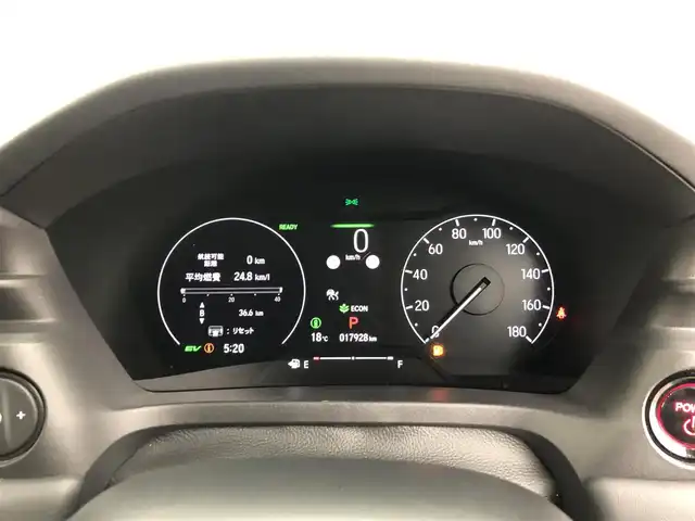 ホンダ ヴェゼル ハイブリッド e:HEV Z 愛知県 2024(令6)年 1.8万km クリスタルブラックパール ワンオーナー/ホンダセンシング/純正9 インチナビ/（Bluetooth/フルセグTV/USB入力/AM/FM）/バックカメラ/置くだけ充電/BSM/ETC2.0/ドライブレコーダー/ハーフレザー/シートヒーター/ステアリングヒーター/電動リアゲード/パドルシフト/純正18インチAW/社外フロアマット/プッシュスタート/スマートキー/LEDライト/