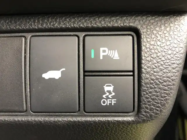 ホンダ ヴェゼル ハイブリッド e:HEV Z 愛知県 2024(令6)年 1.8万km クリスタルブラックパール ワンオーナー/ホンダセンシング/純正9 インチナビ/（Bluetooth/フルセグTV/USB入力/AM/FM）/バックカメラ/置くだけ充電/BSM/ETC2.0/ドライブレコーダー/ハーフレザー/シートヒーター/ステアリングヒーター/電動リアゲード/パドルシフト/純正18インチAW/社外フロアマット/プッシュスタート/スマートキー/LEDライト/