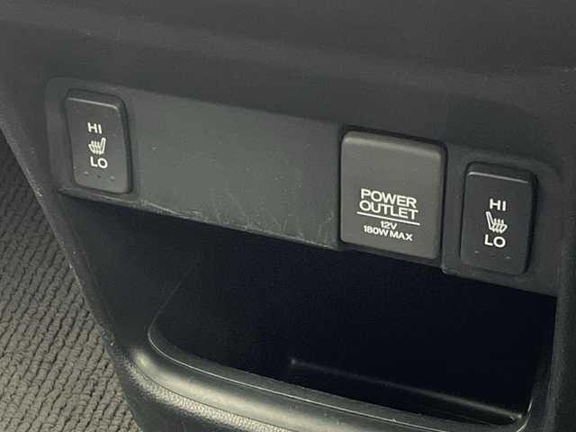 ホンダ Ｎ ＯＮＥ プレミアム ツアラー SSパッケージ 群馬県 2015(平27)年 3.8万km ミラノレッド 純正ナビ　バックカメラ　ＥＴＣ　シートヒーター　クルーズコントロール　パドルシフト　純正アルミホイール　ＬＥＤヘッドライト　オートライト　衝突被害軽減ブレーキ　スマートキー　革巻きステアリング　禁煙車